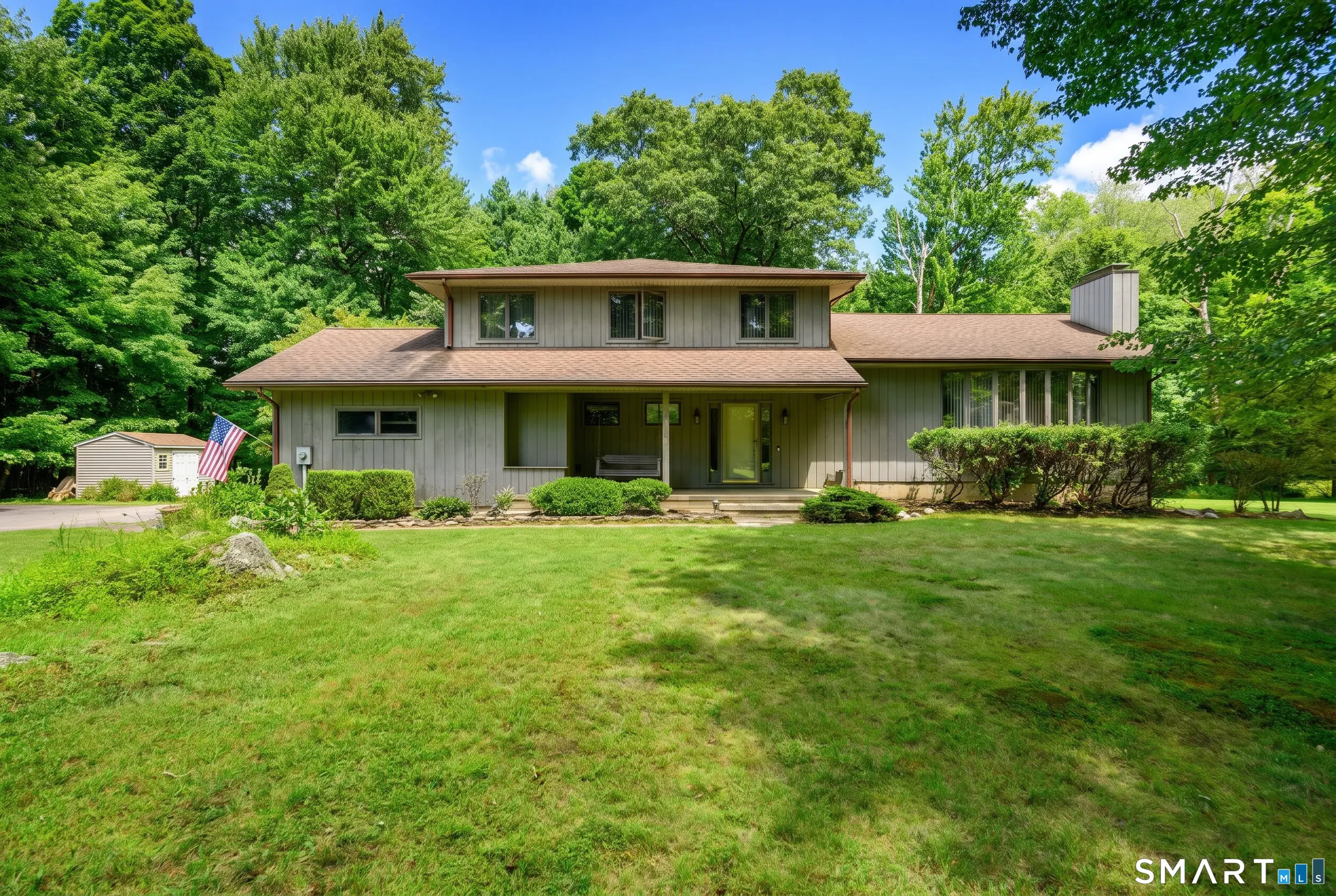 9 Deacon Abbott Lane South, Redding