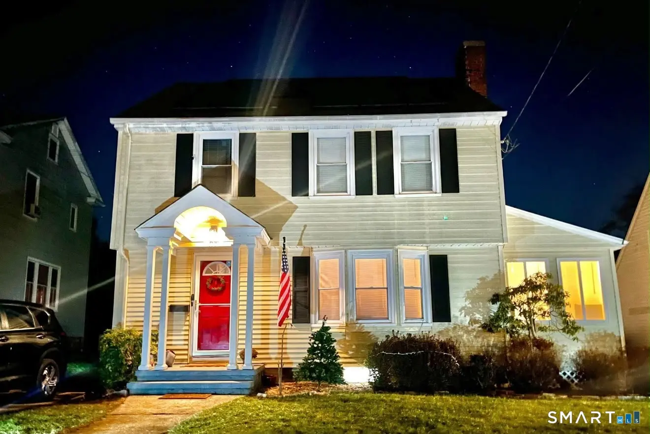 37 Hillcrest Avenue, Naugatuck