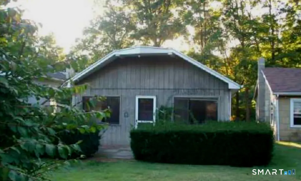 203 Lee Farm Drive, Southbury