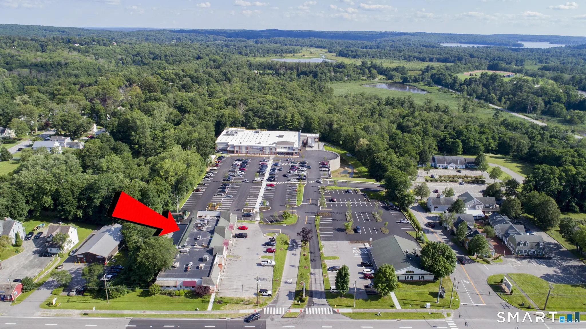 7 Village Green Drive A10, Litchfield
