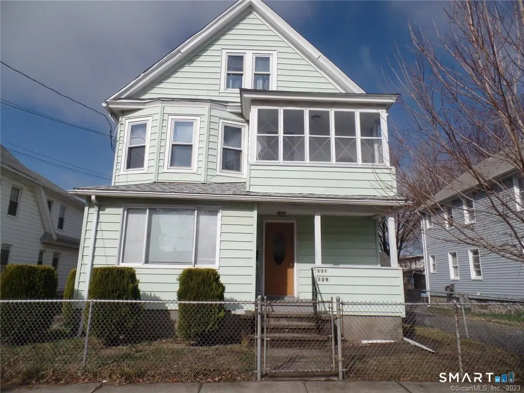 129 Kent Avenue, Bridgeport