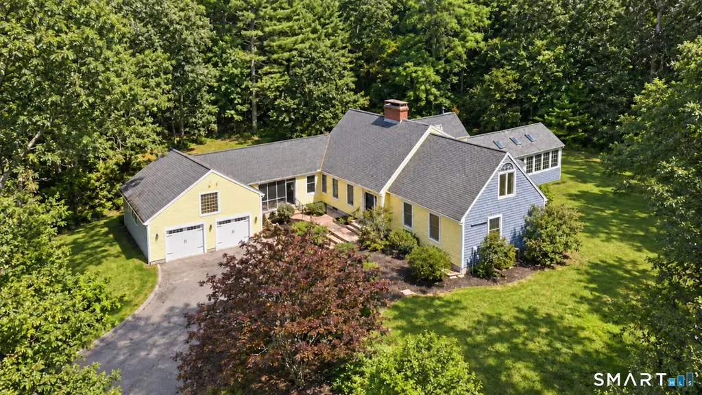555 Senexet Road, Woodstock
