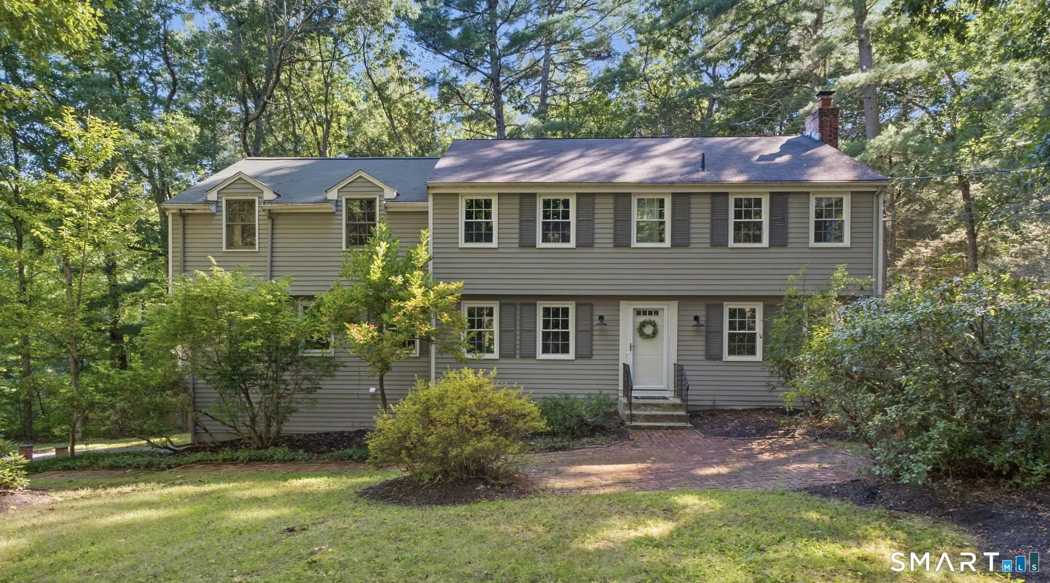 15 Sanctuary Drive, Simsbury