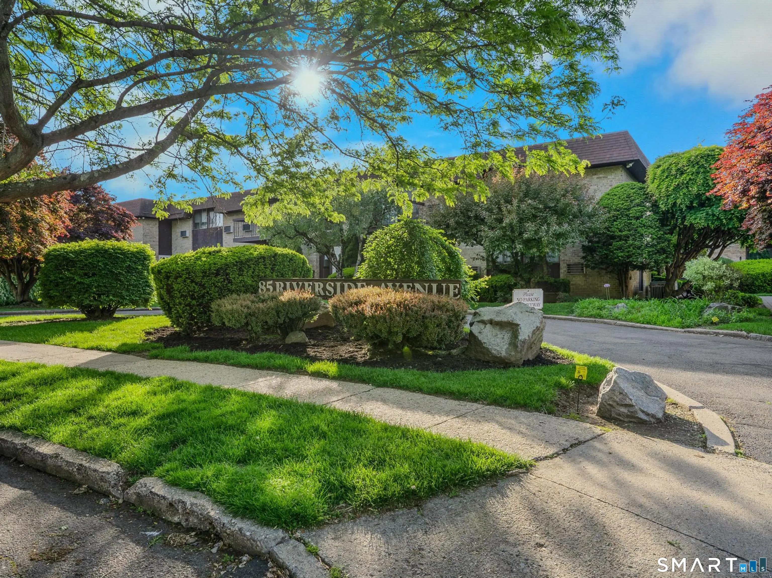 85 Riverside Avenue F7, Stamford