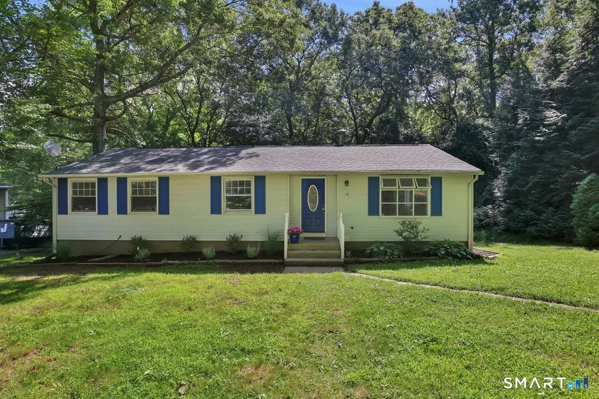 6 East Hayes Road, East Hampton