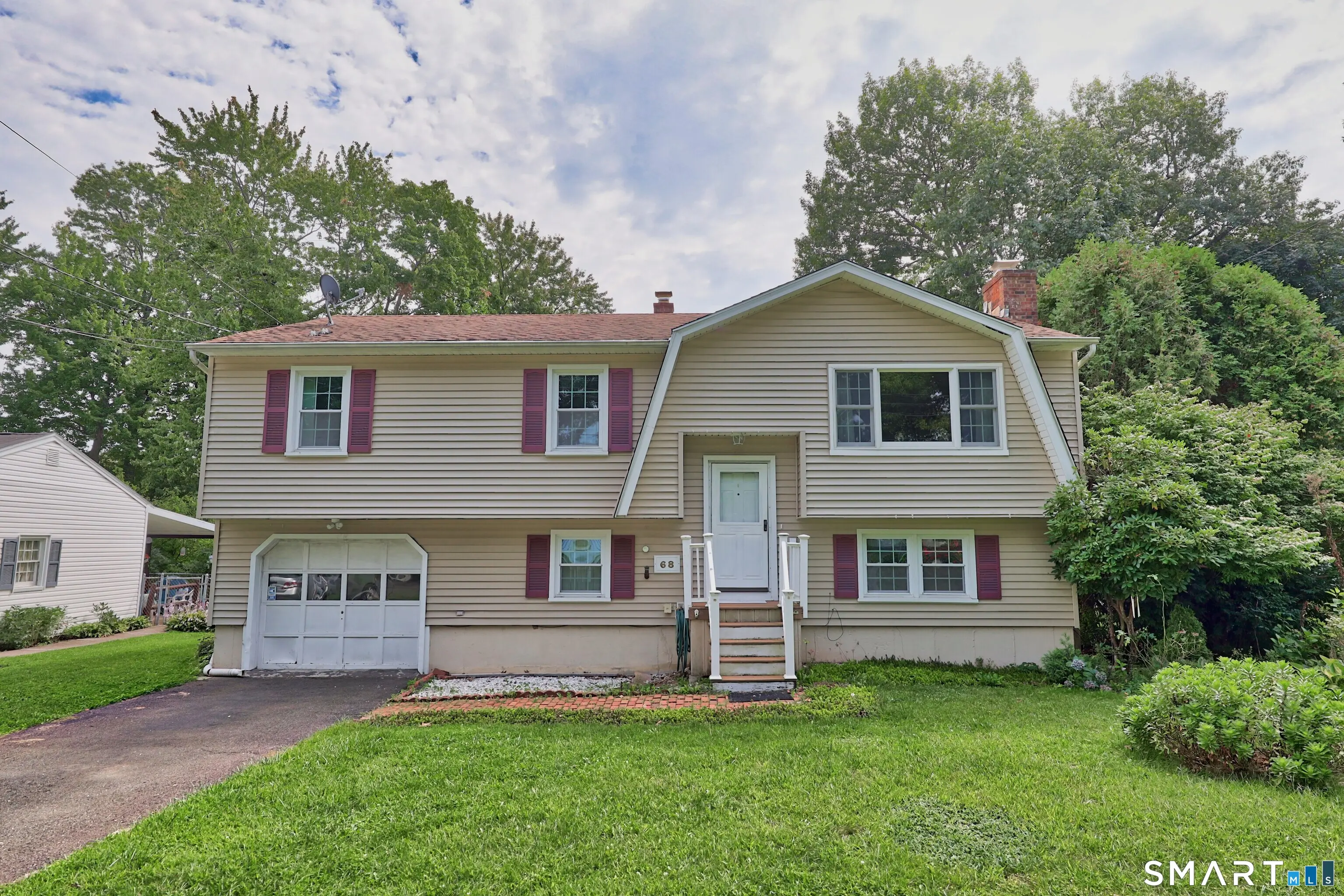 68 Eagle Place, West Haven