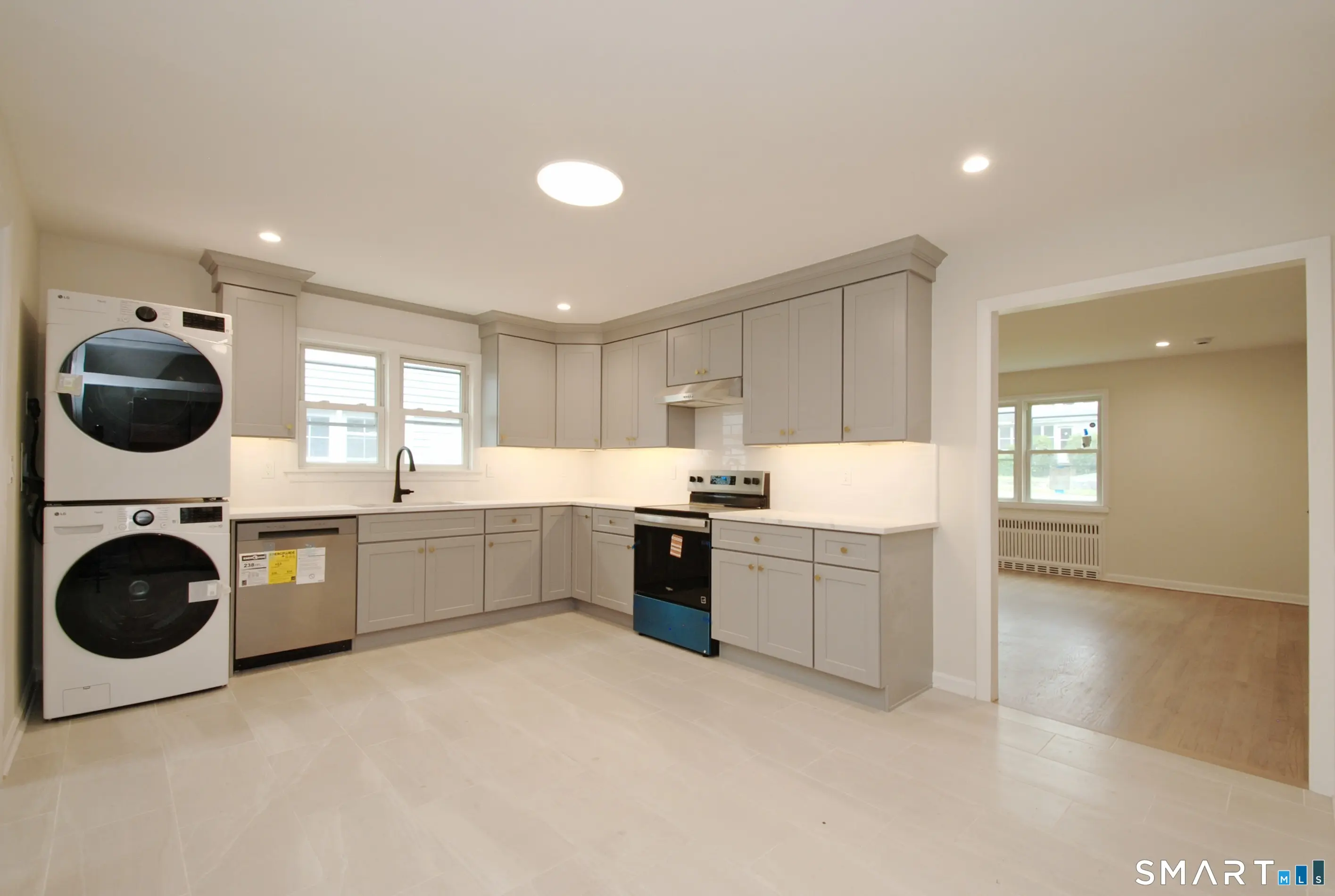 306 Courtland Avenue 1, Stamford