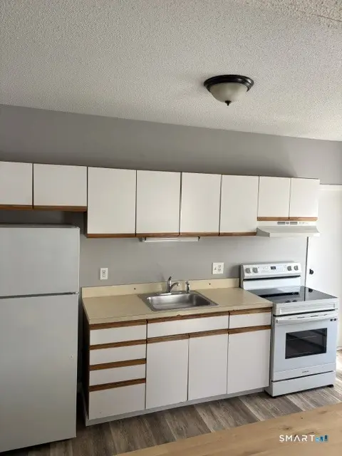 344 Washington Avenue 3a, Waterbury