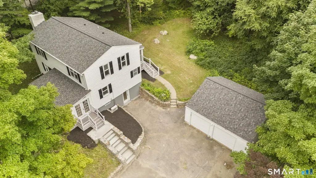 31 Jackson Drive, Trumbull