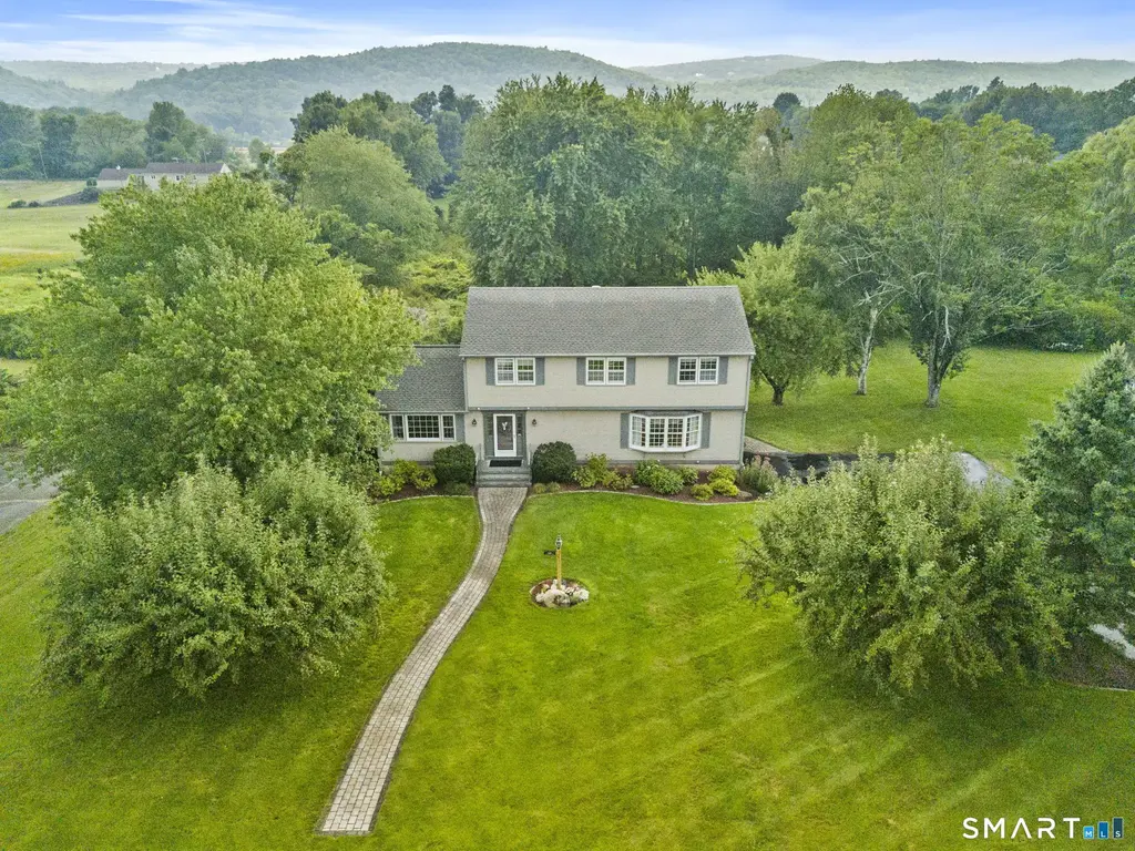 21 Watson Drive, Simsbury
