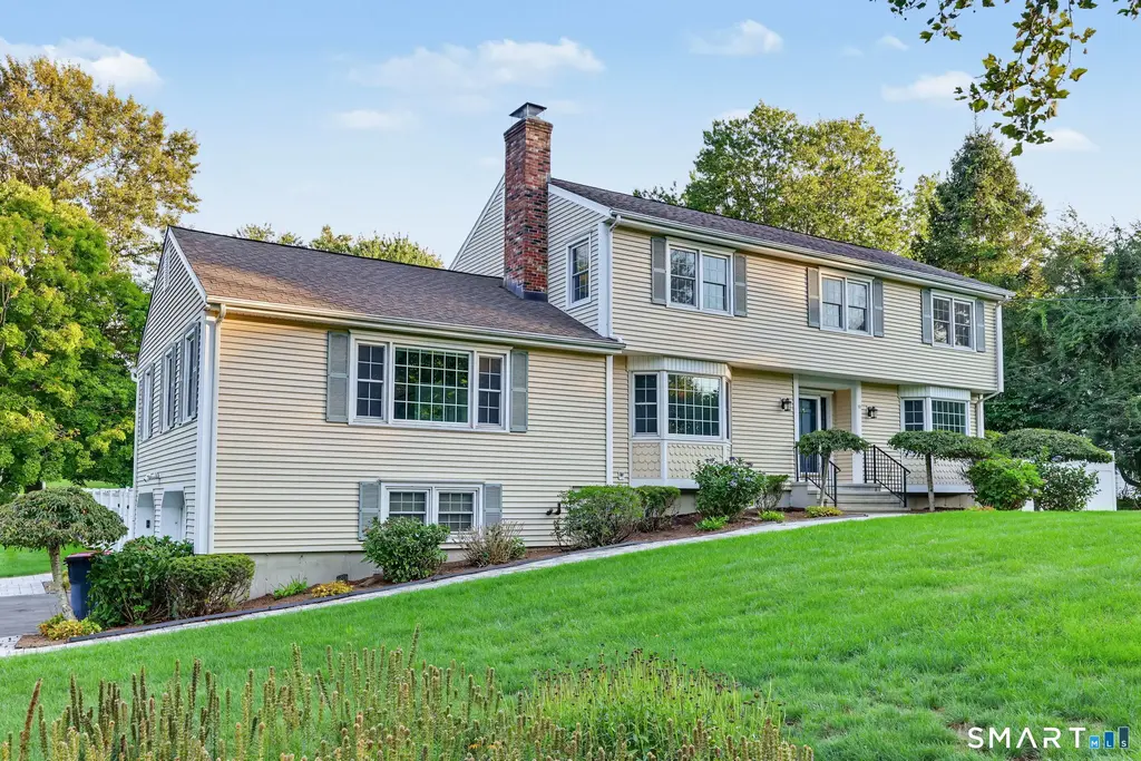 52 Mallett Drive, Trumbull