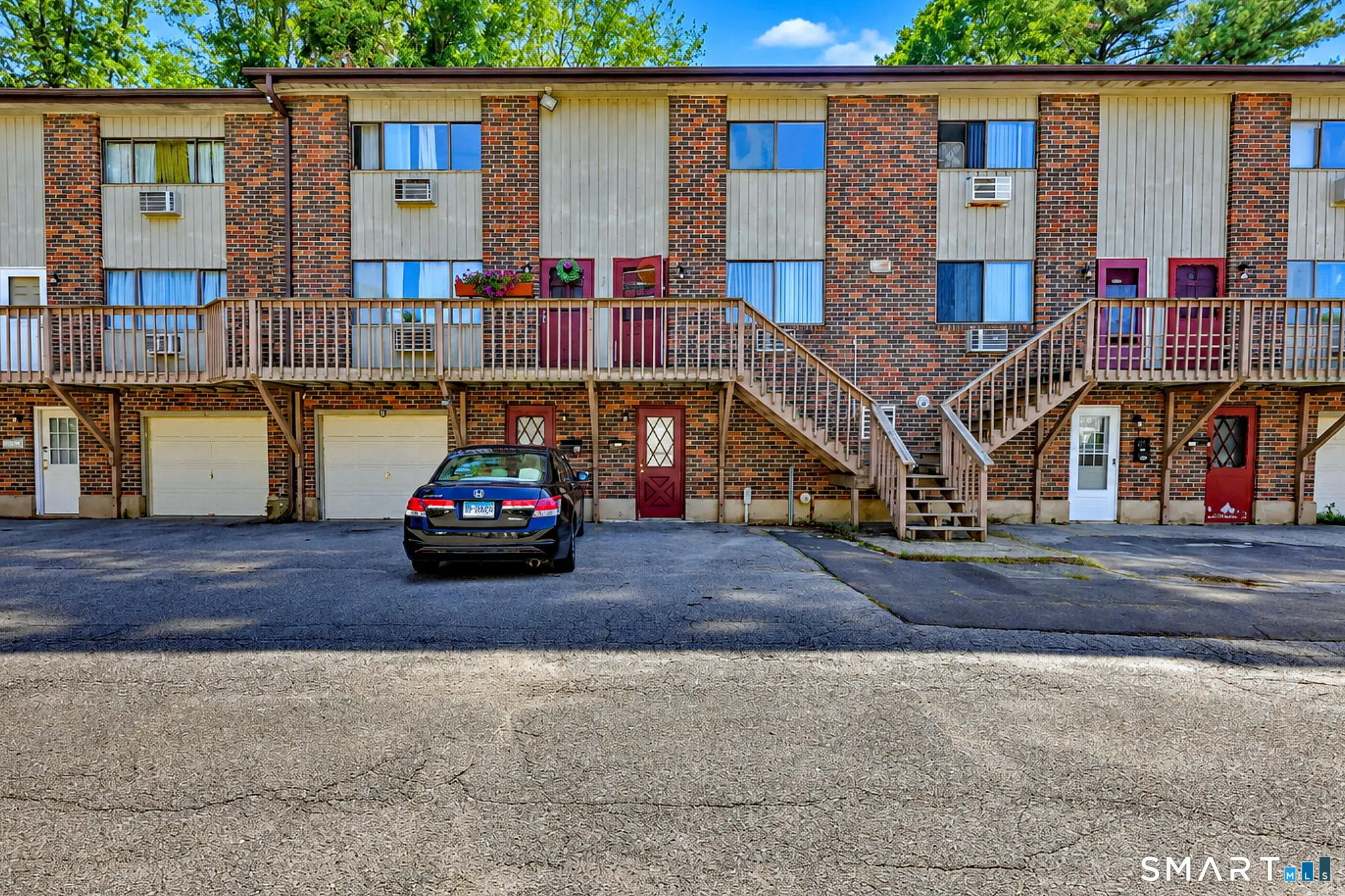 214 Oakville Avenue D, Waterbury