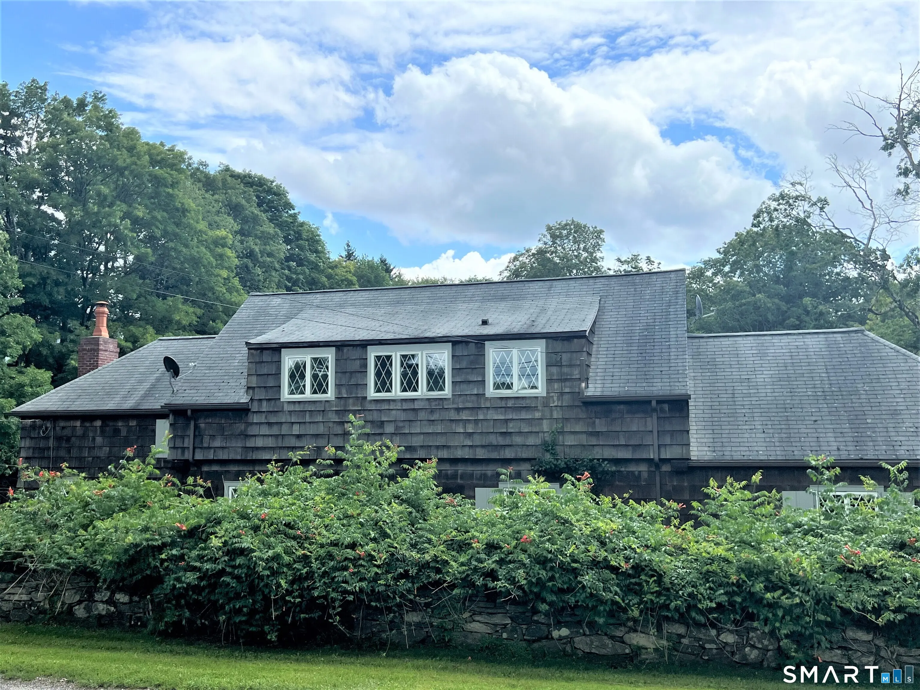 10 Herb Road, Sharon