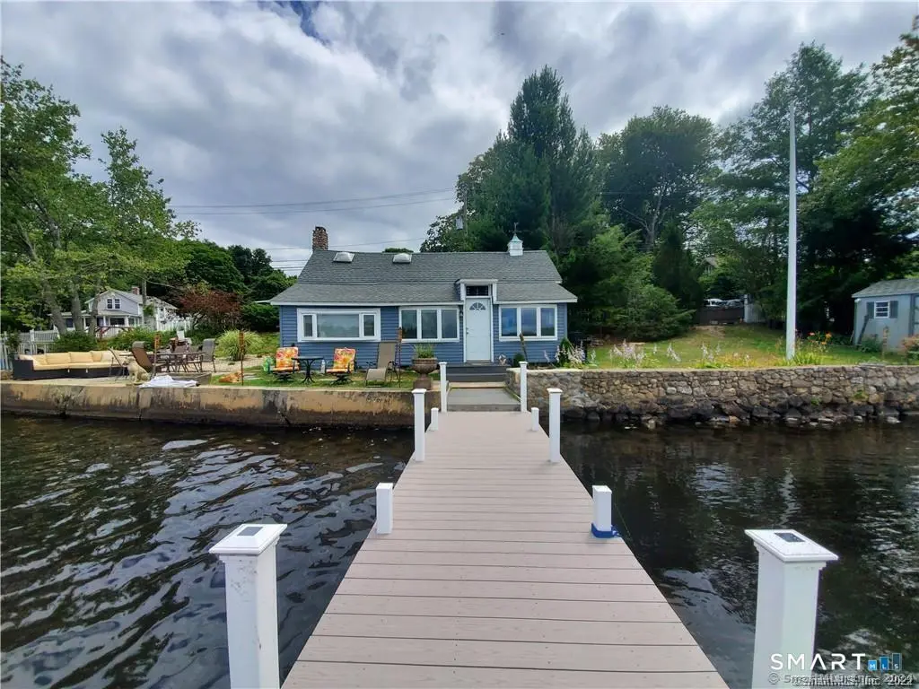 26 Grassy Hill Road, Old Lyme