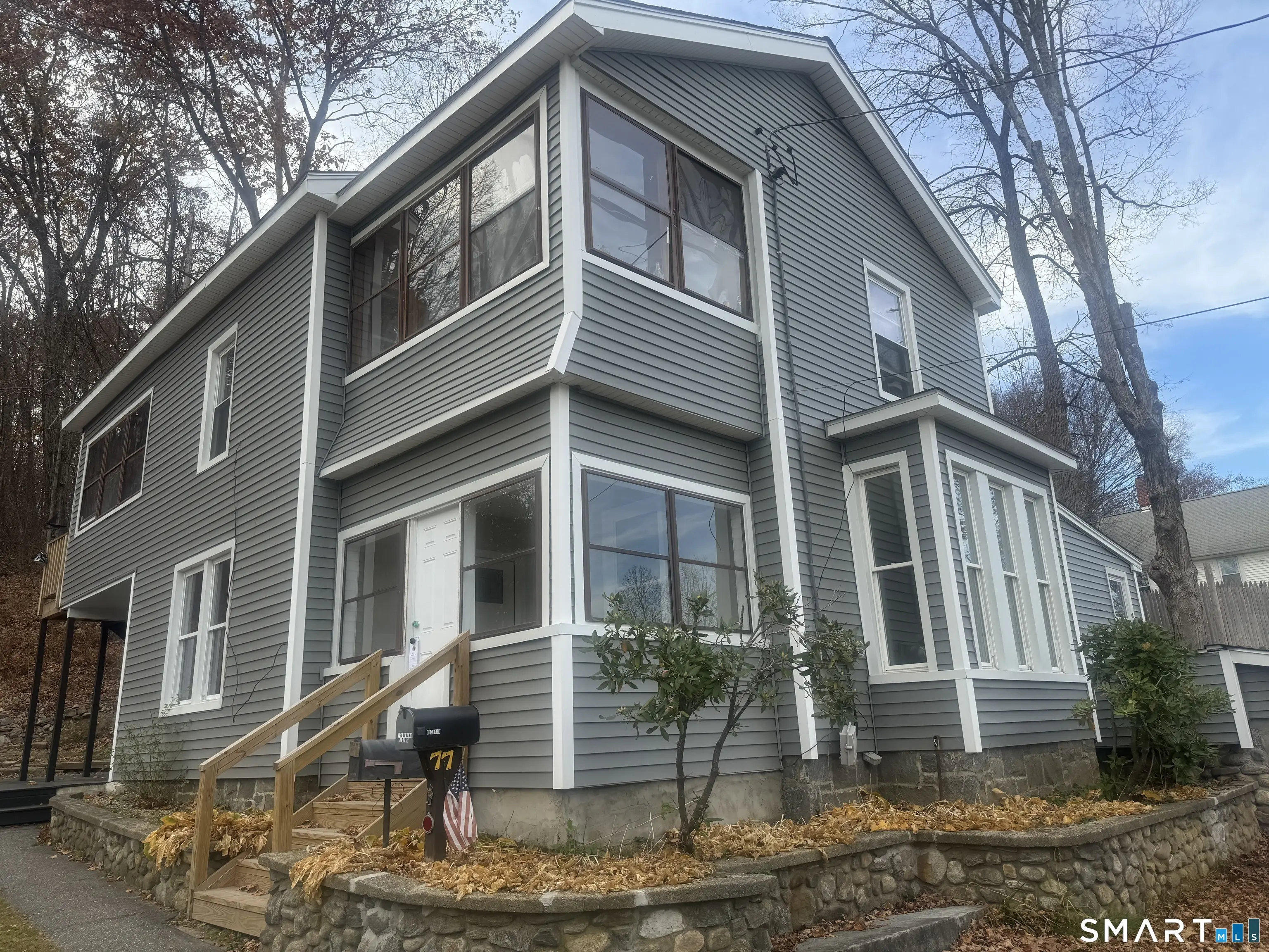 77 Hubbard Street, Winchester