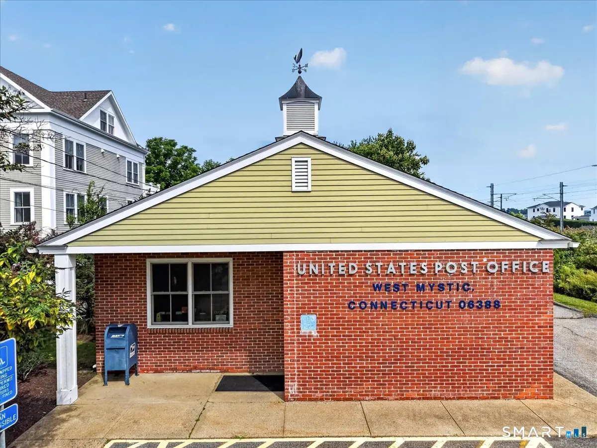 55 West Mystic Avenue, Groton
