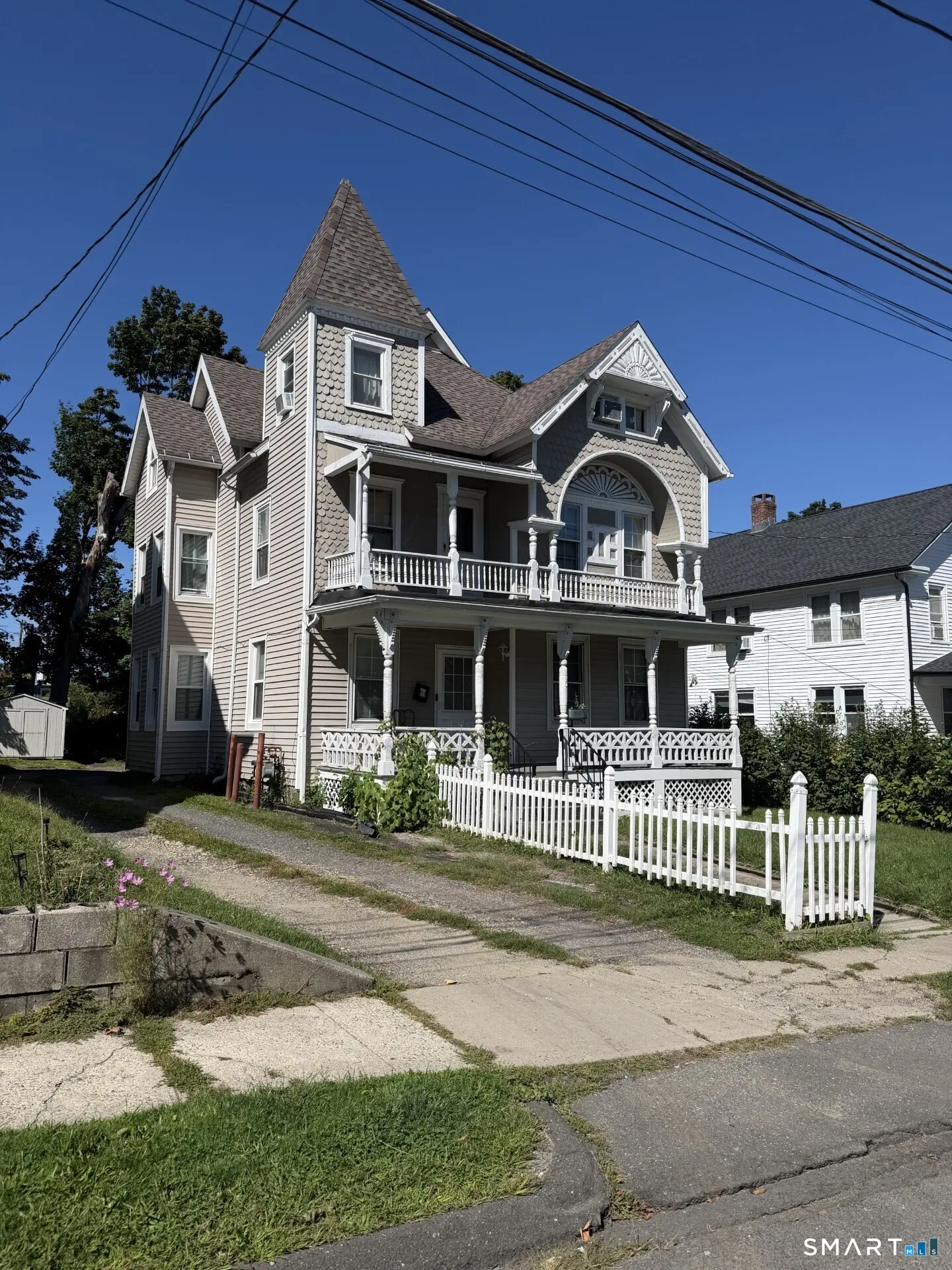 25 East Pearl Street, Danbury