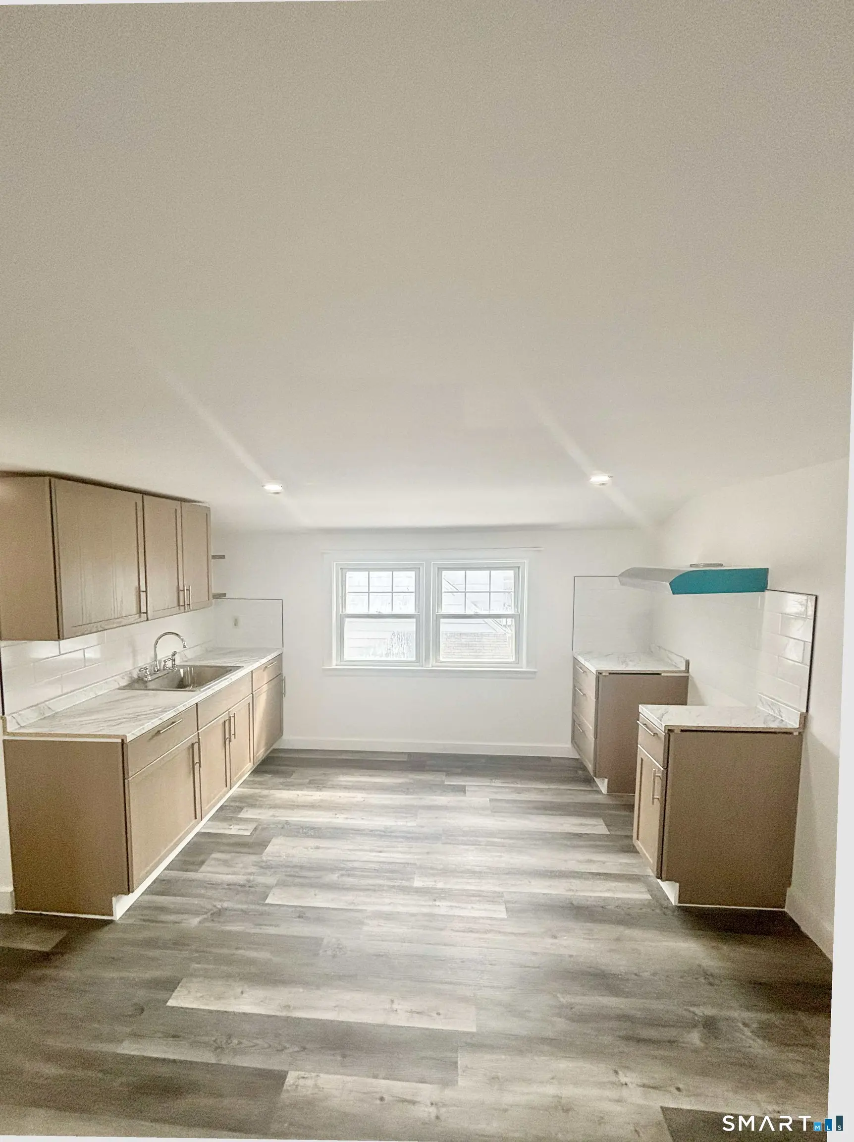 26 Sention Avenue 2, Norwalk