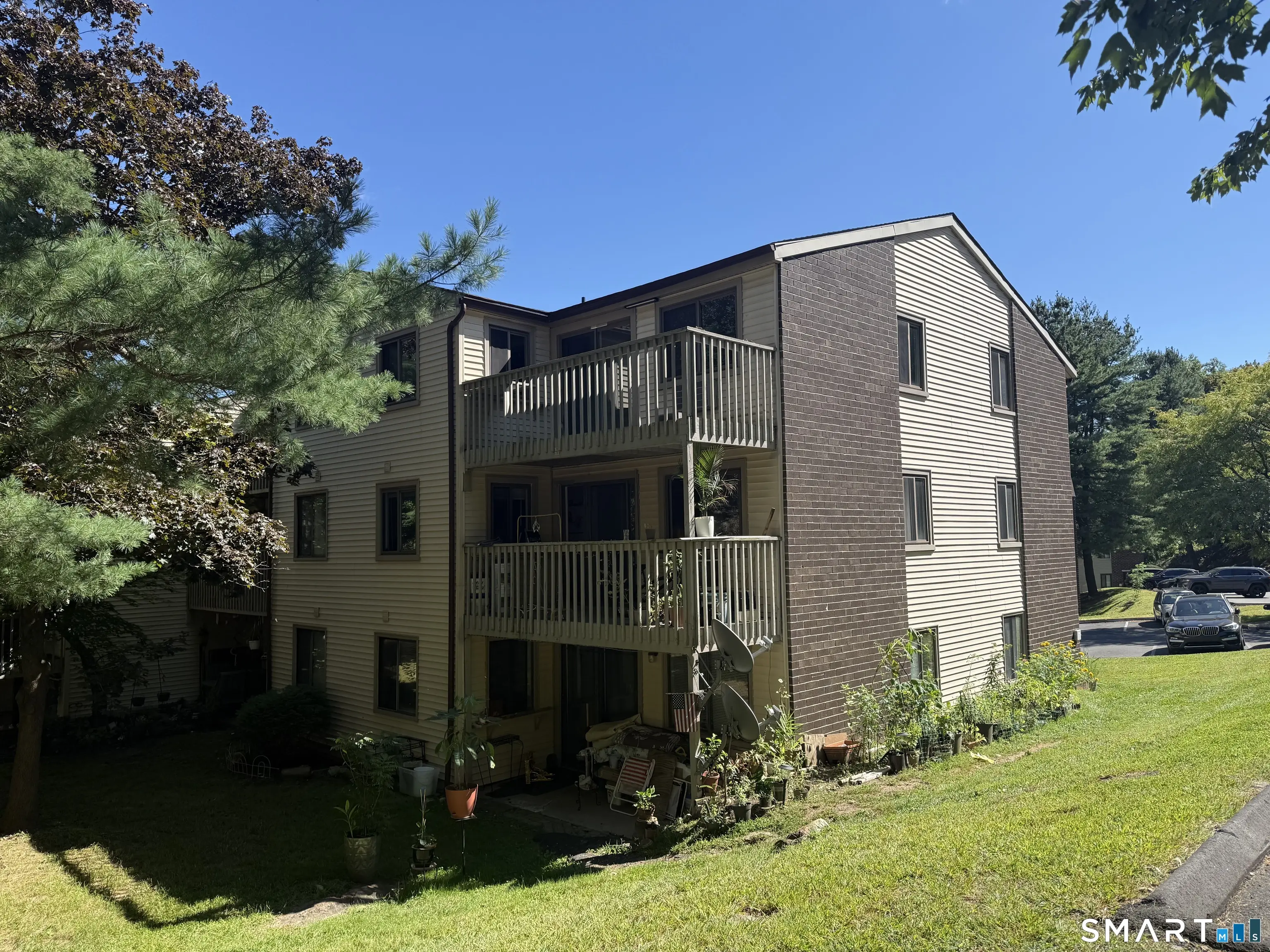 7 Padanaram Road C53, Danbury