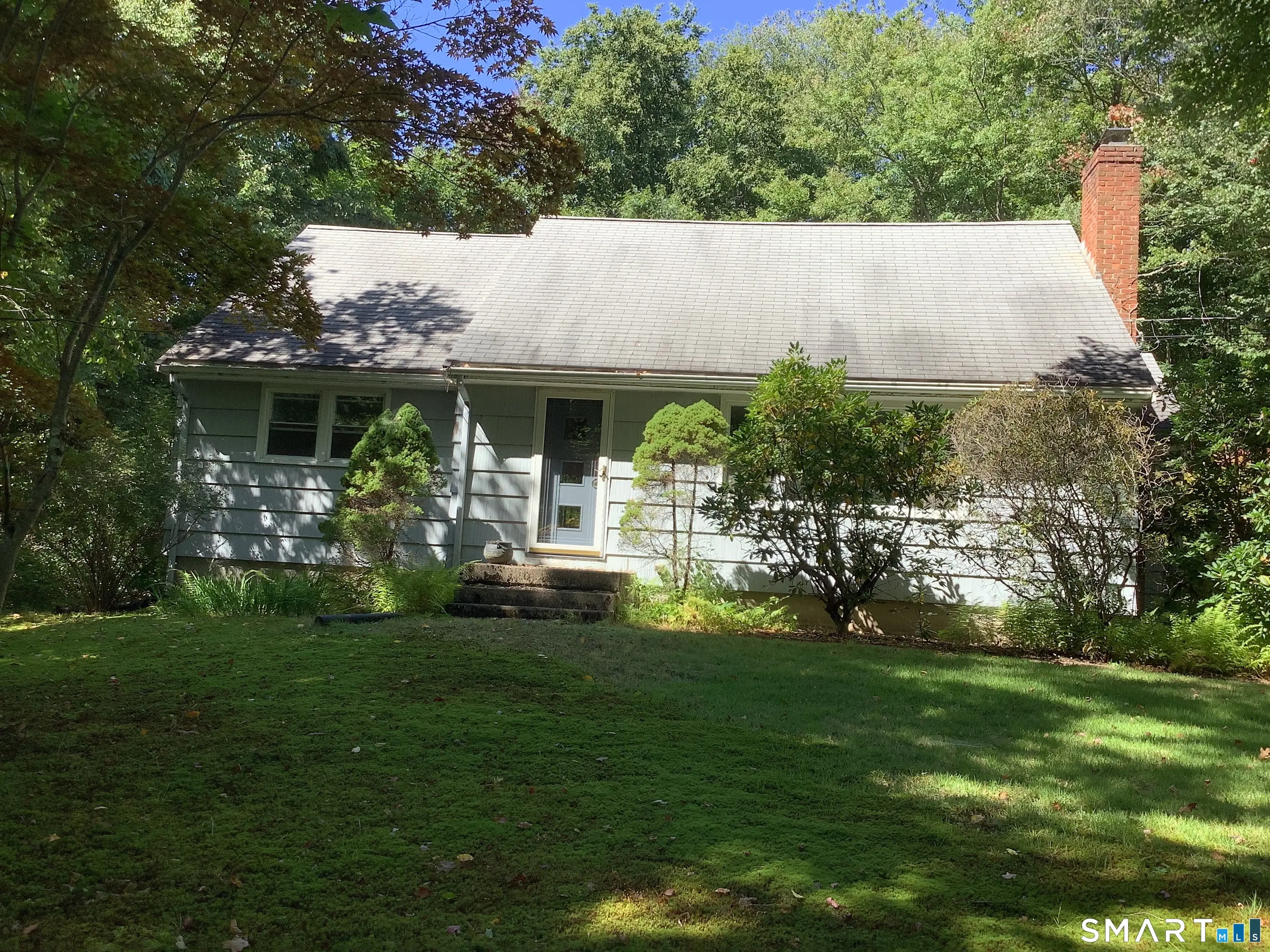 360 East Hill Road, Canton