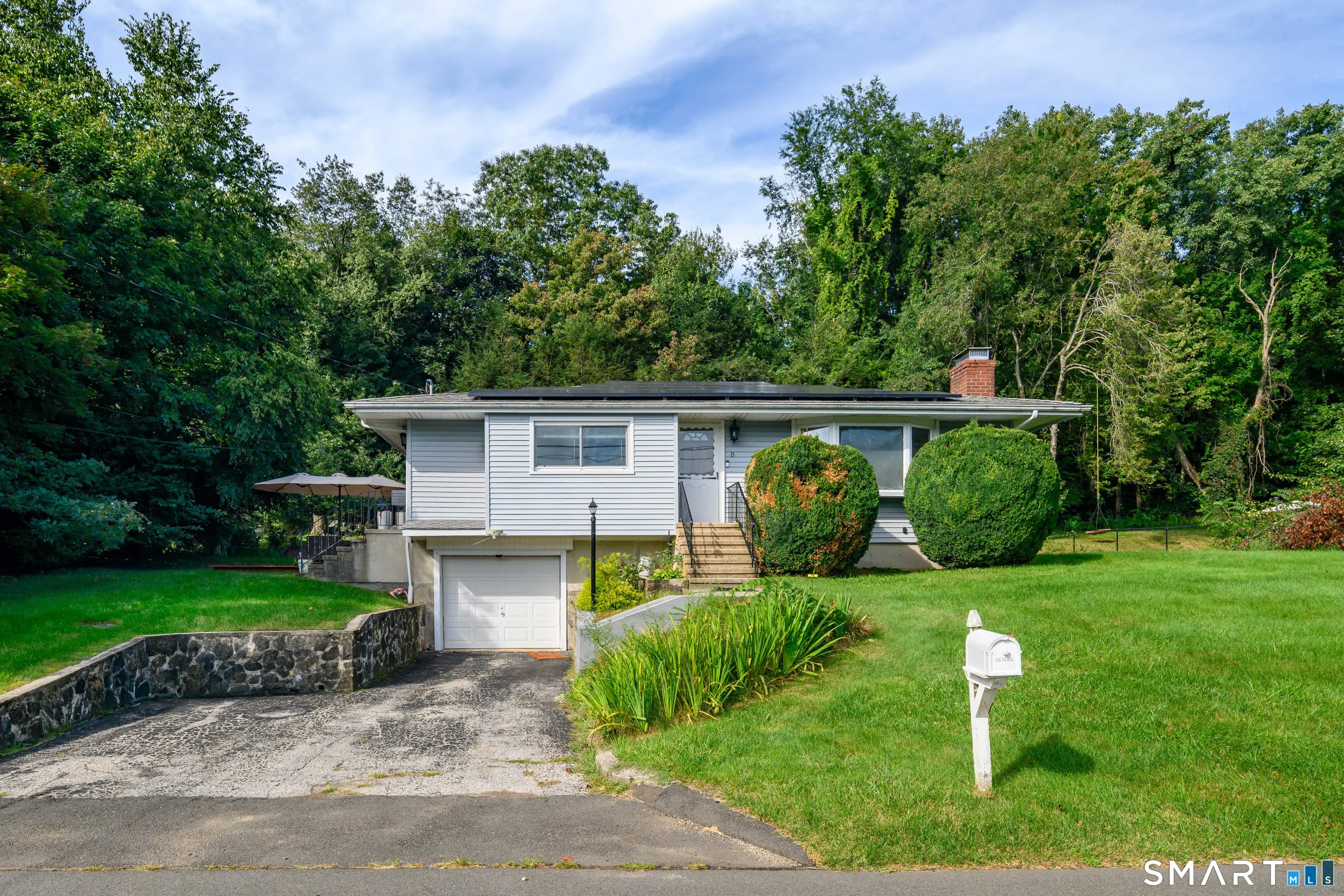 15 Henso Drive, Danbury