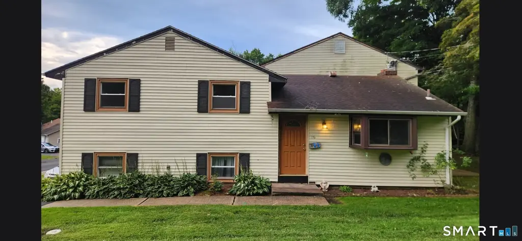 18 Allen Court 7/g, Meriden