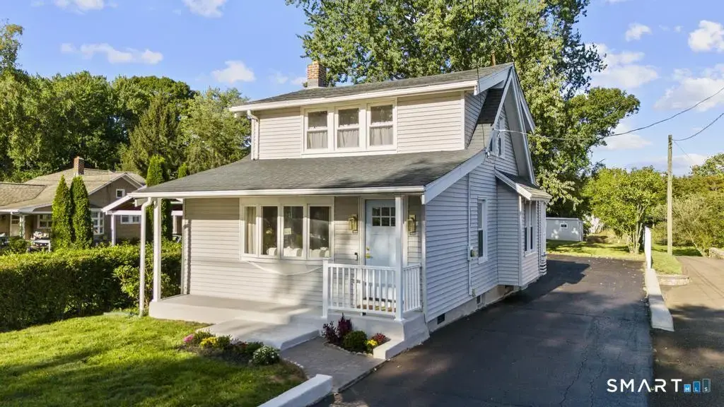 178 South Montowese Street, Branford