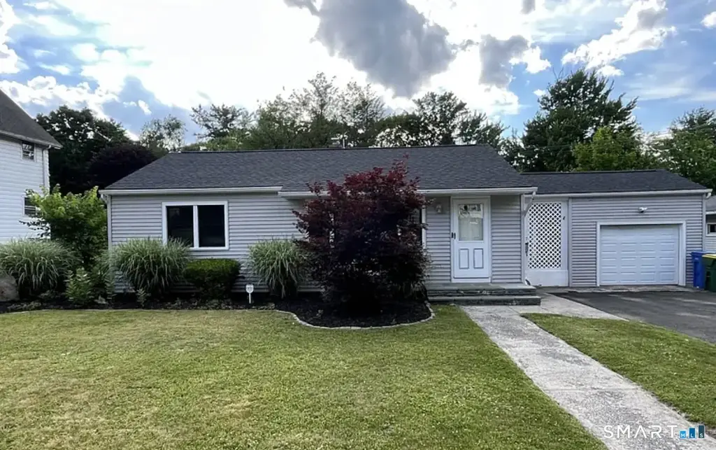 367 Frost Road, Waterbury