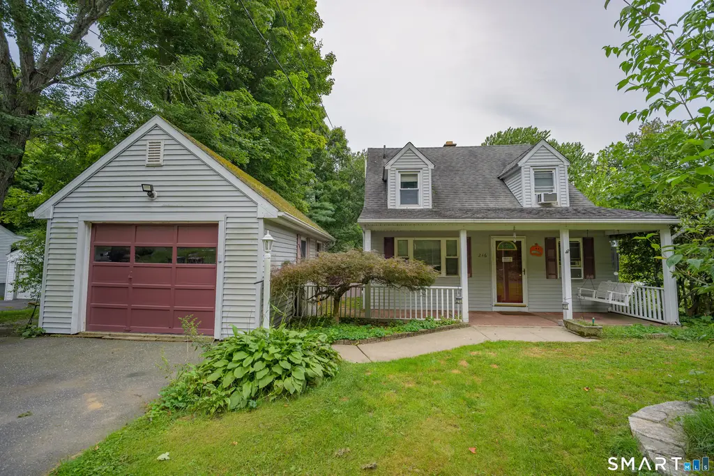 246 East Waterbury Road, Naugatuck