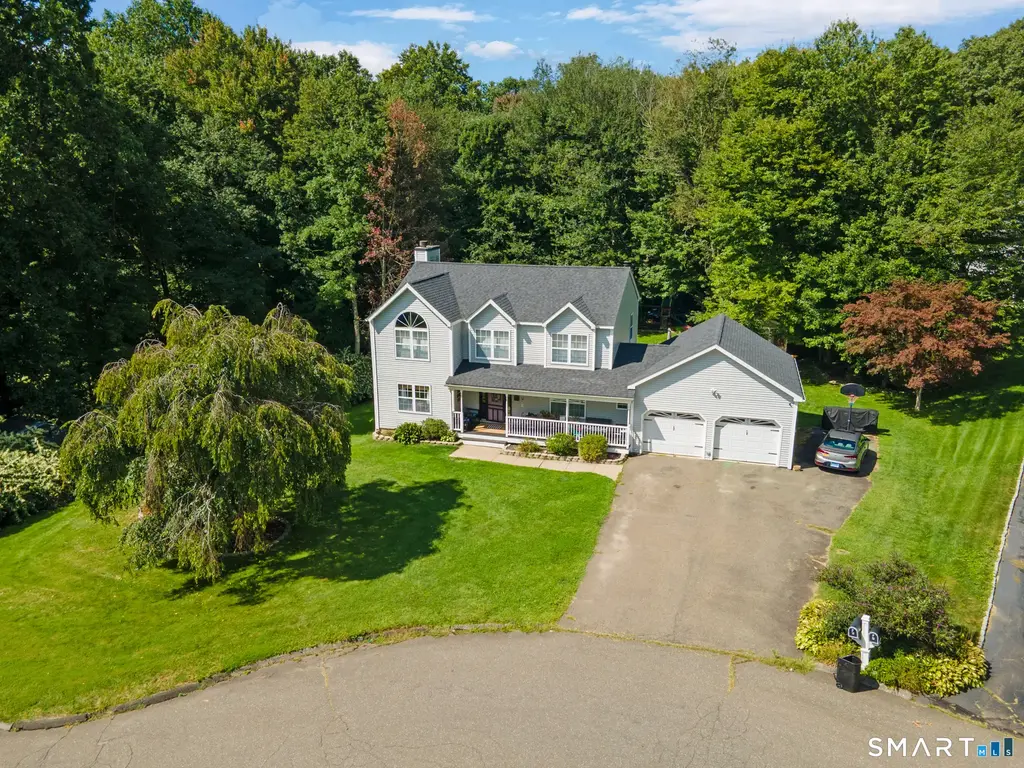 2 Quail Hollow Court, Beacon Falls
