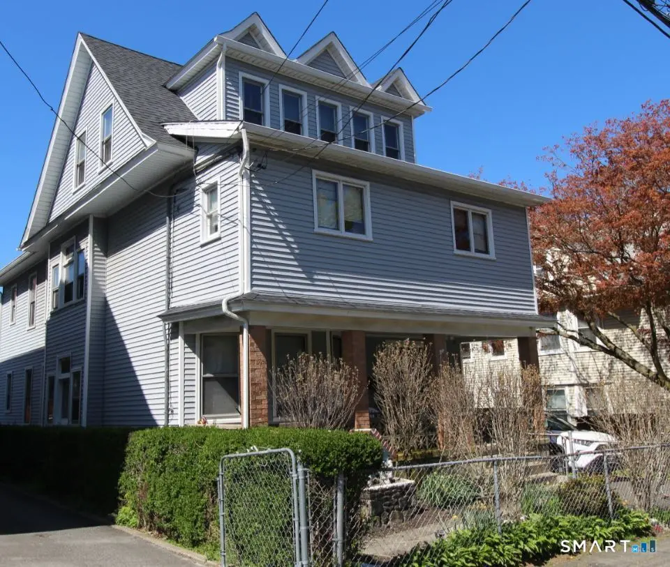 1485 Iranistan Avenue 1, Bridgeport