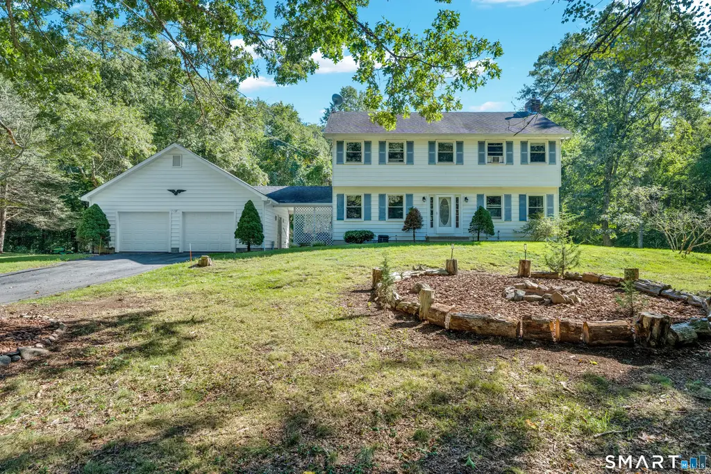 757 Shewville Road, Ledyard