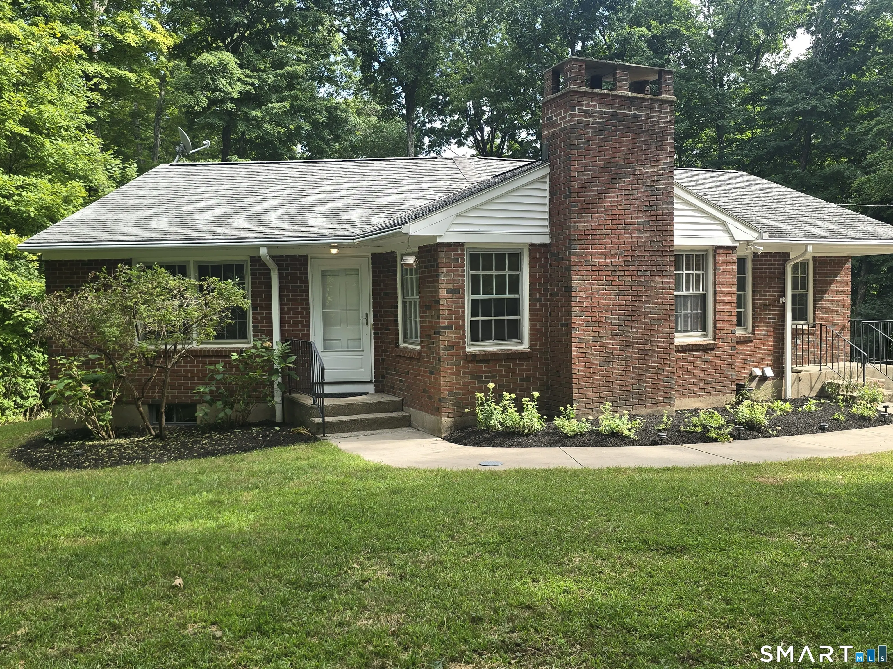 578 Old Sherman Hill Road, Woodbury