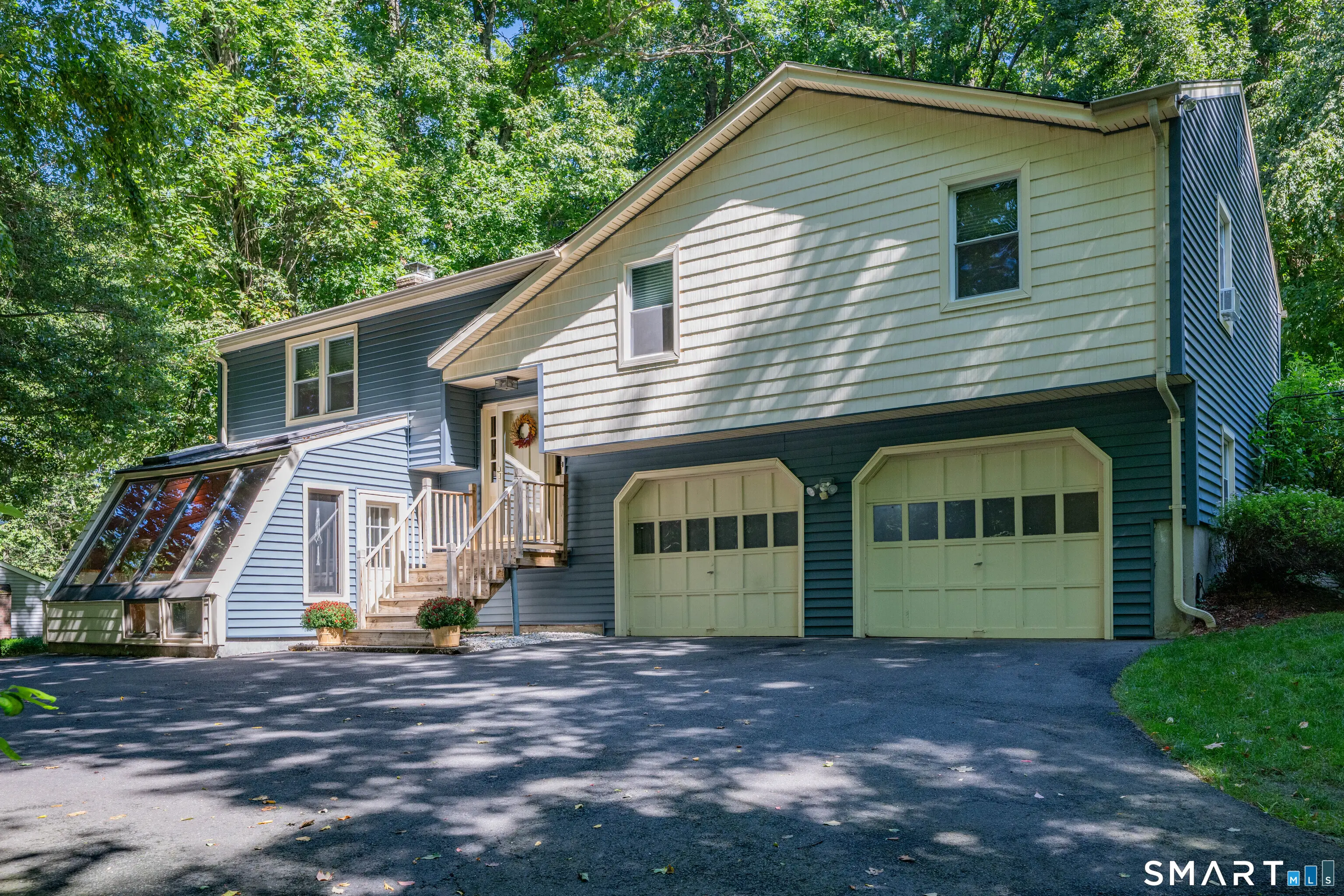 805 Neipsic Road, Glastonbury
