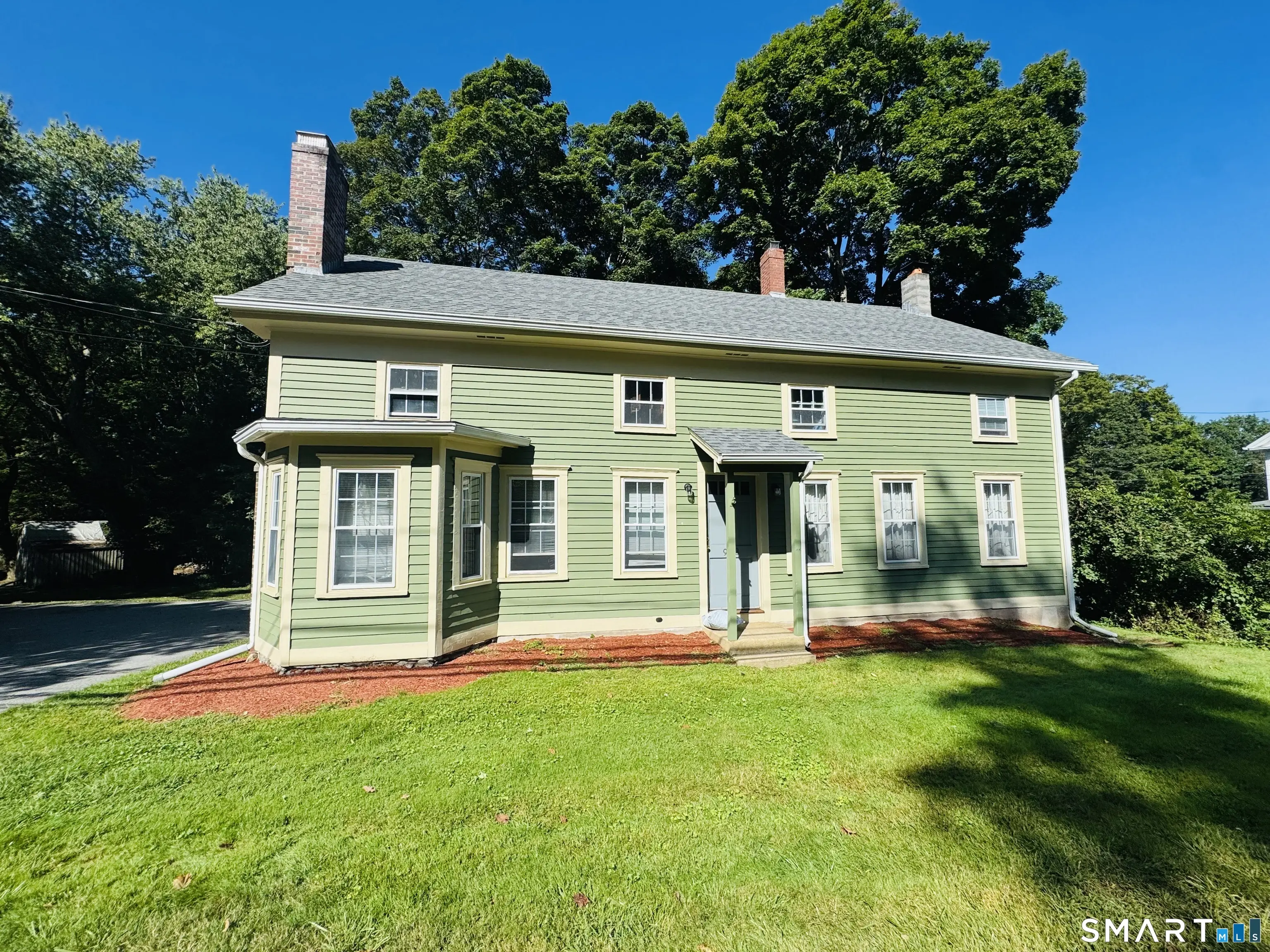 943 North Main Street, Killingly