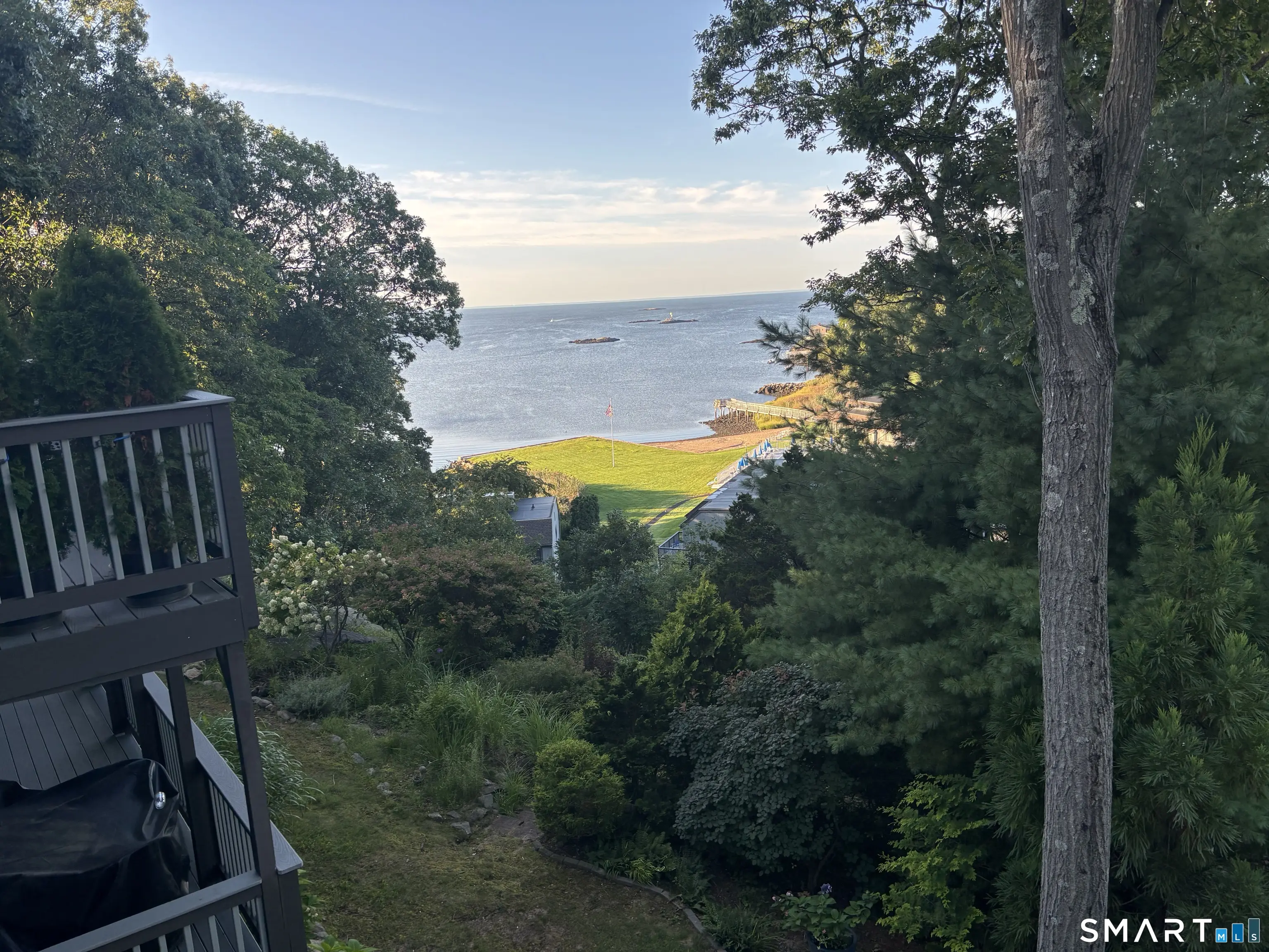 24 Harbour Village D, Branford