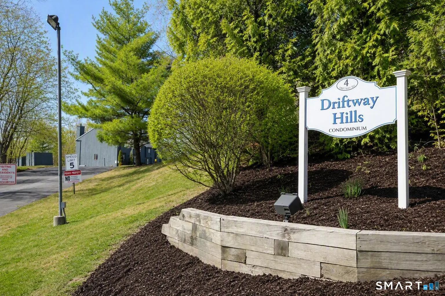 8 Driftway Road B3, Danbury