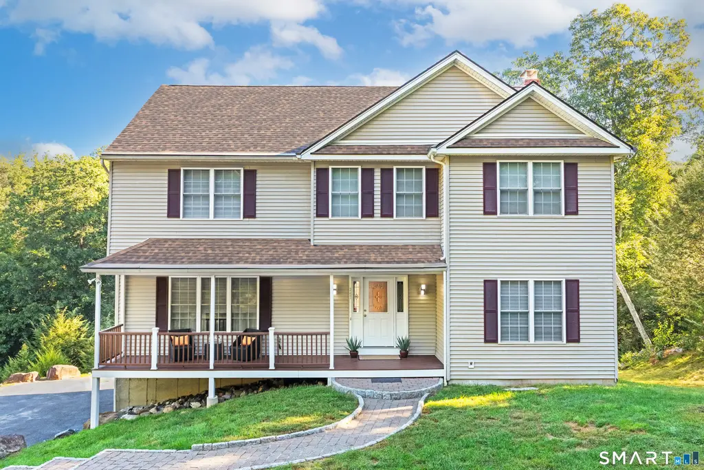 347 Lakeside Road, Southbury