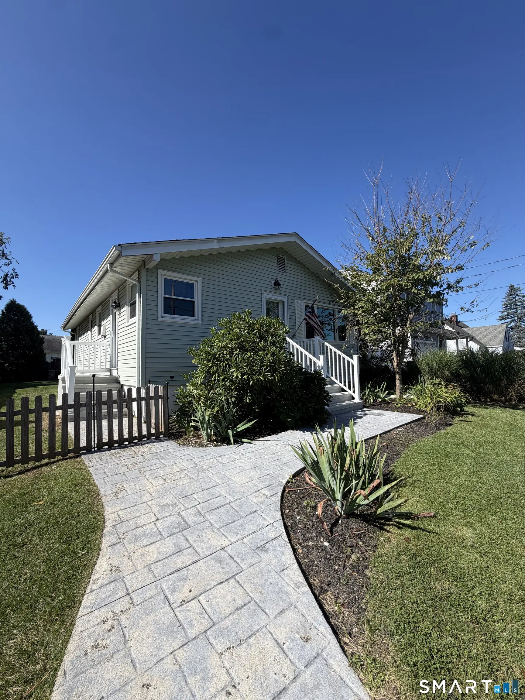 20 Summit Avenue, Shelton