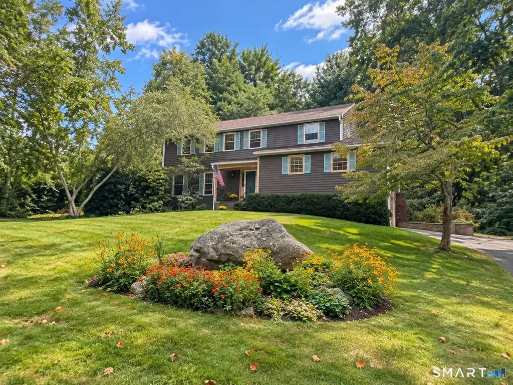 62 Charter Oak Drive, East Lyme