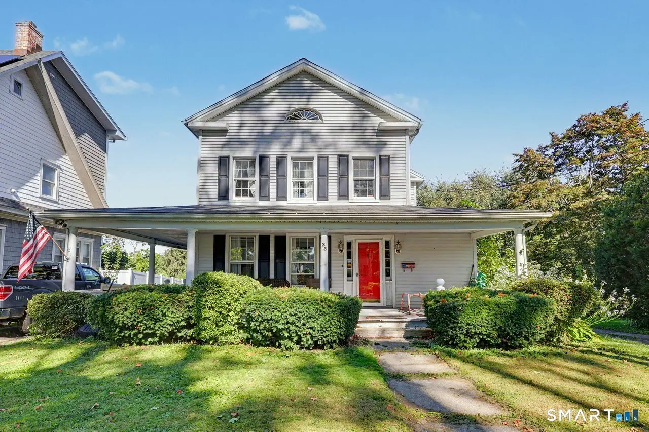 33 Pleasant Street, Danbury