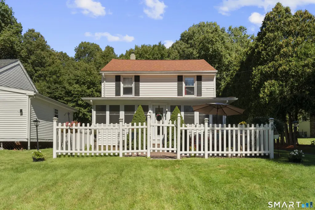 63 Wawecus Hill Road, Norwich