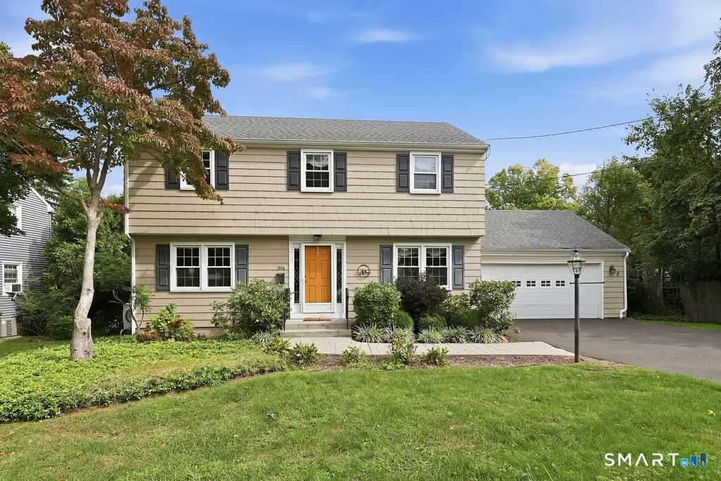 394 Wolcott Hill Road, Wethersfield