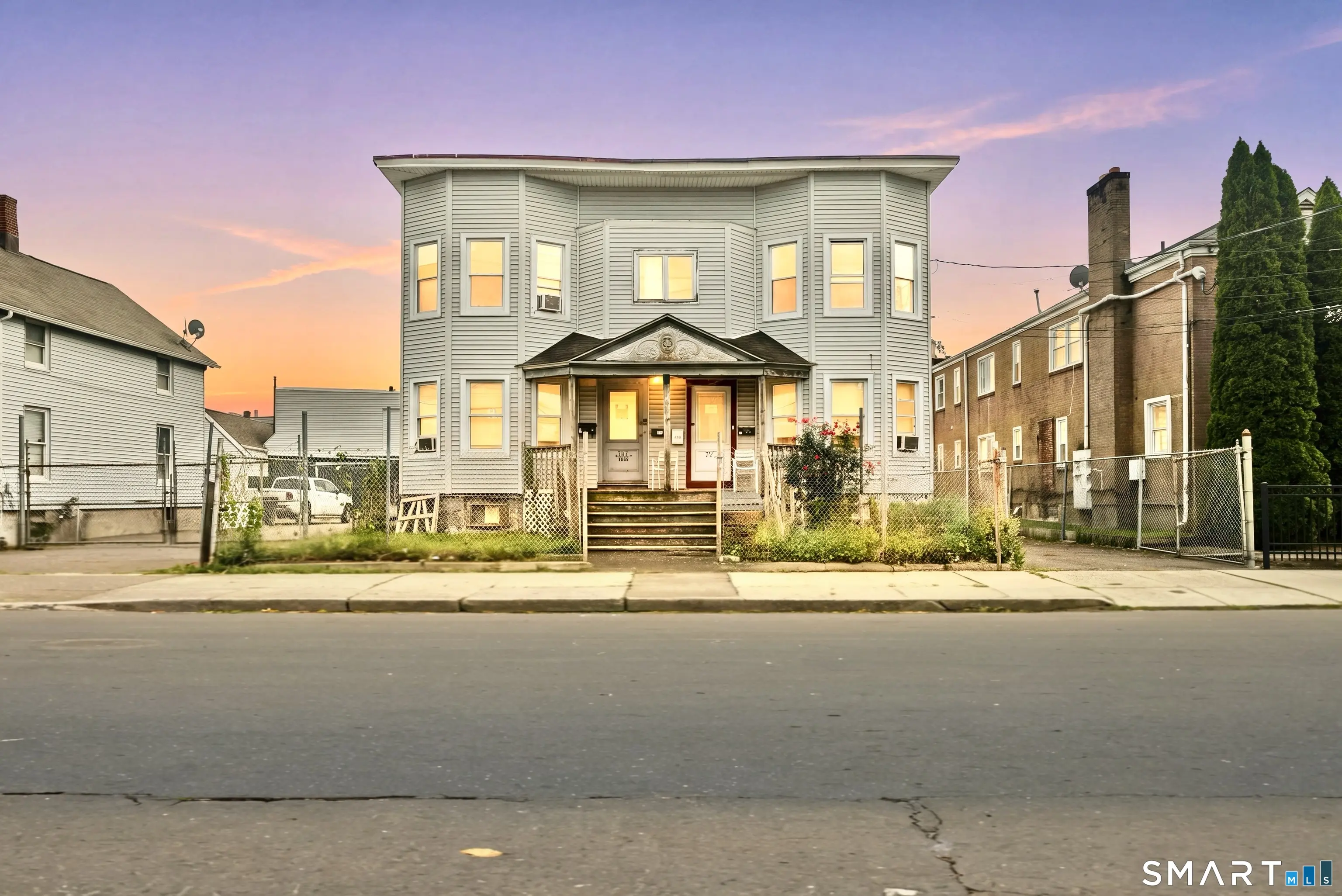 353 Charles Street, Bridgeport