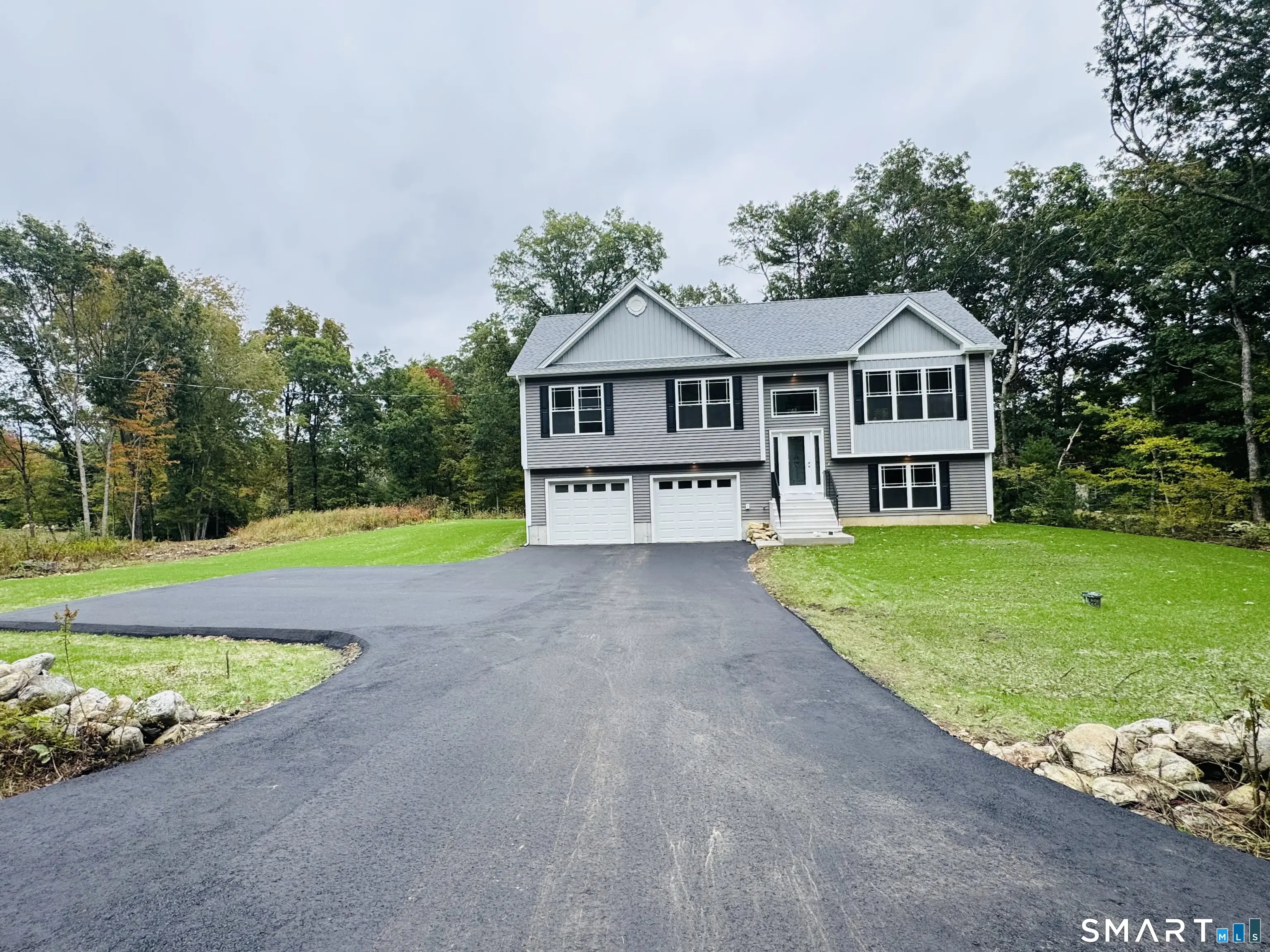 874 Brook Road, Hampton