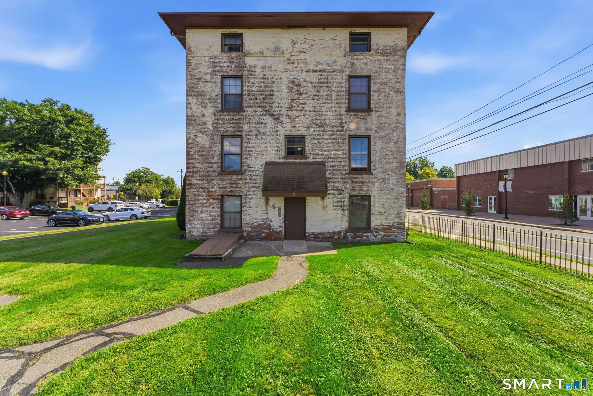 64 Van Block Avenue 9d, Hartford