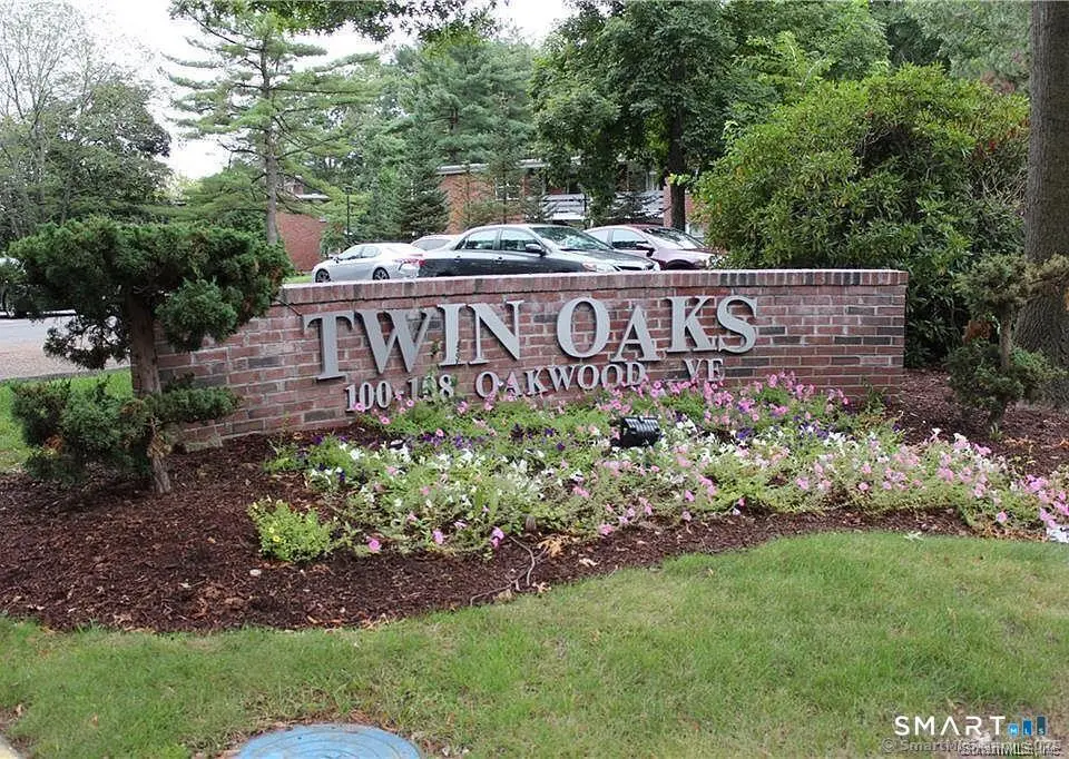 106 Oakwood Avenue A1, West Hartford