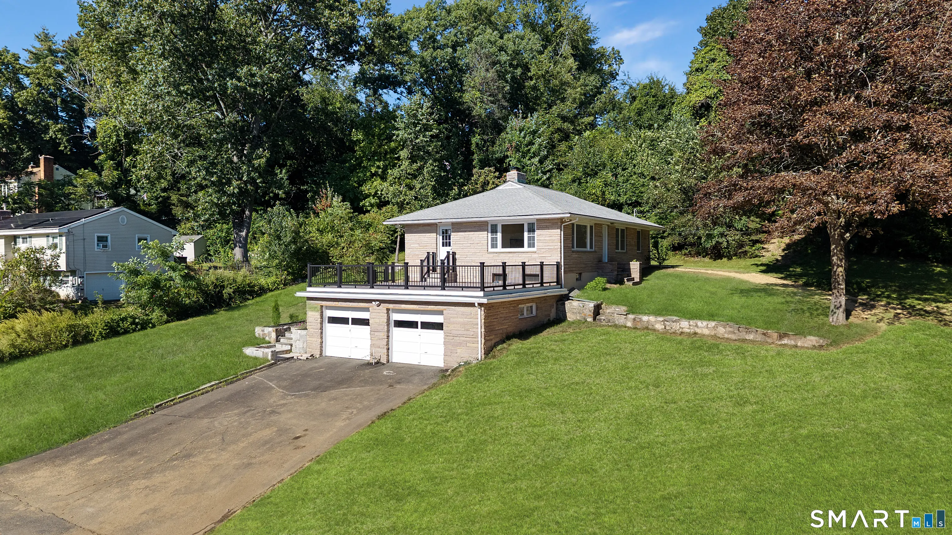 10 Jeanette Road, Danbury