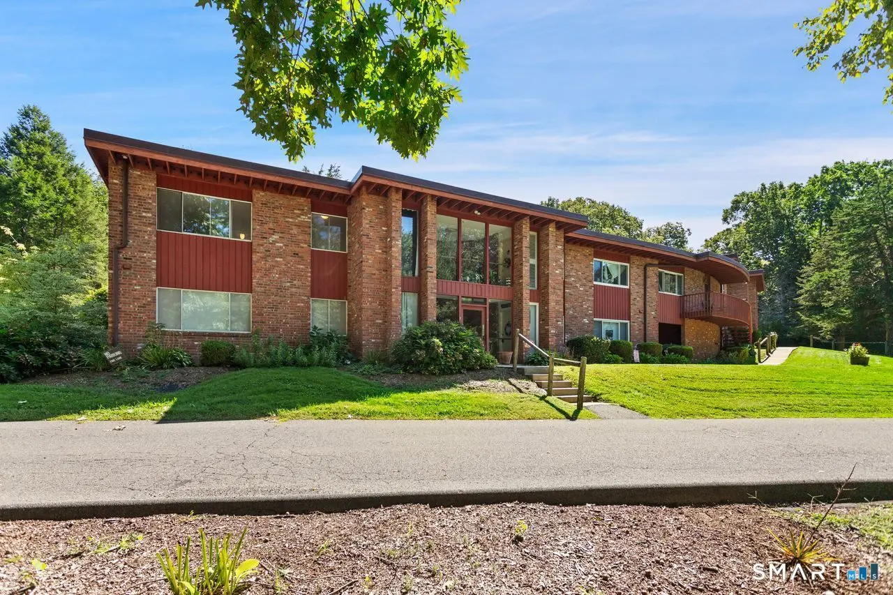 126 Sherman Hill Road C15, Woodbury