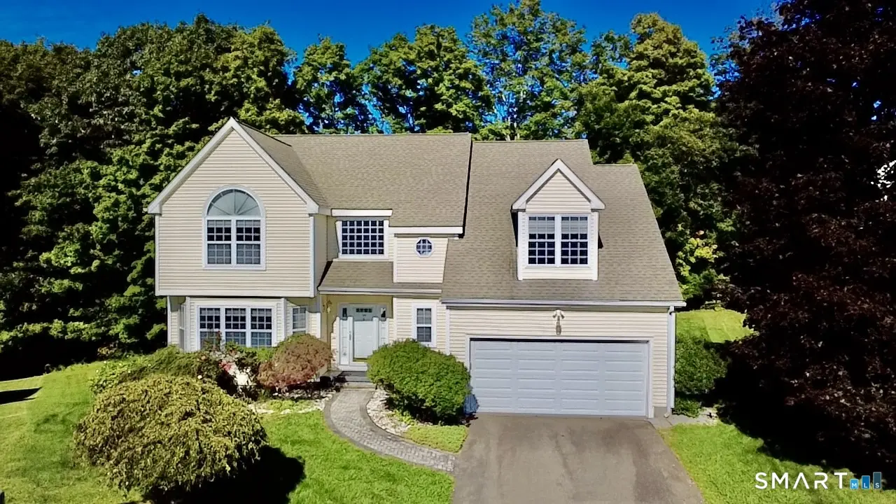 184 Rolling Green, Middletown